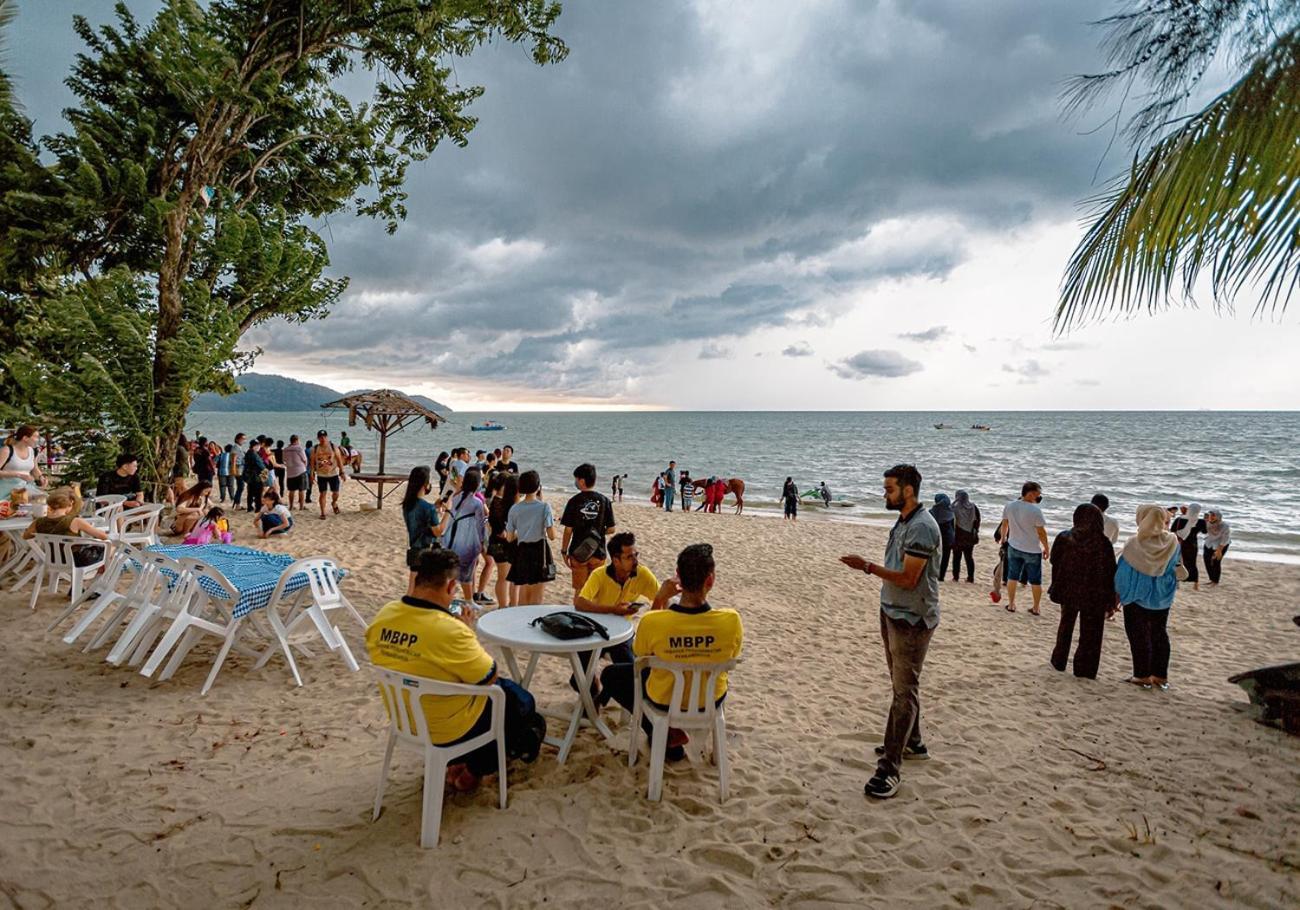 My Cozy Nest - Near Beach バツーフェリンギビーチ エクステリア 写真