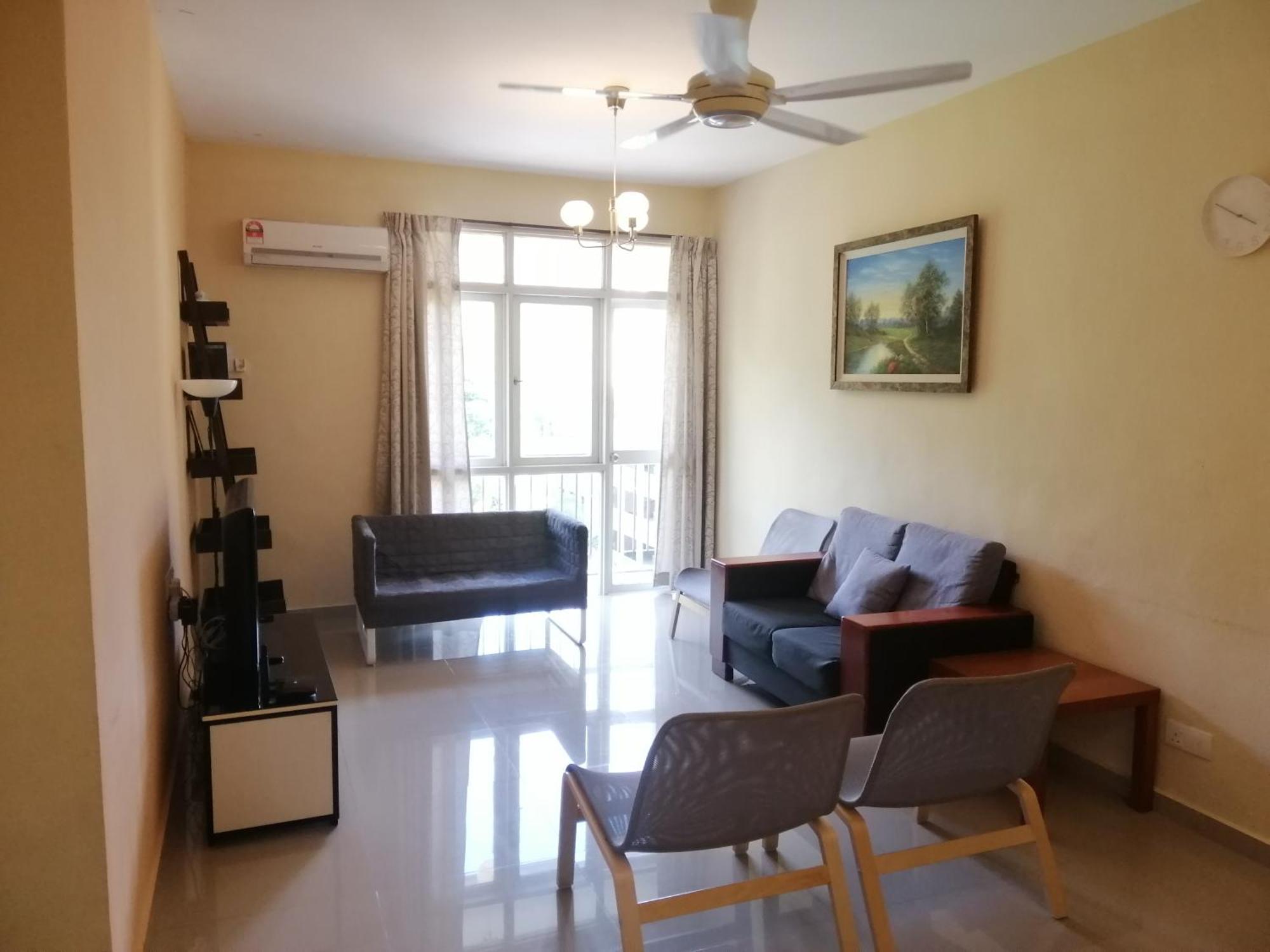 My Cozy Nest - Near Beach バツーフェリンギビーチ 部屋 写真